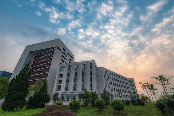 湖南理工學院圖書館